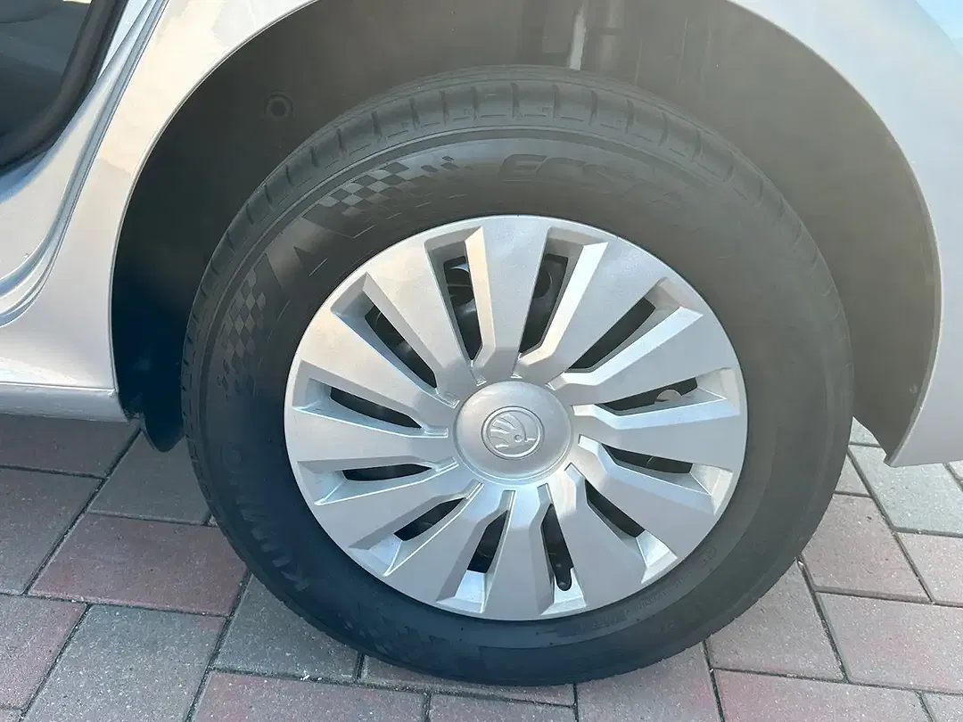 Skoda Kamiq - Thumbnail 7