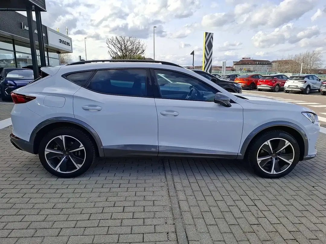 CUPRA Formentor - Thumbnail 4