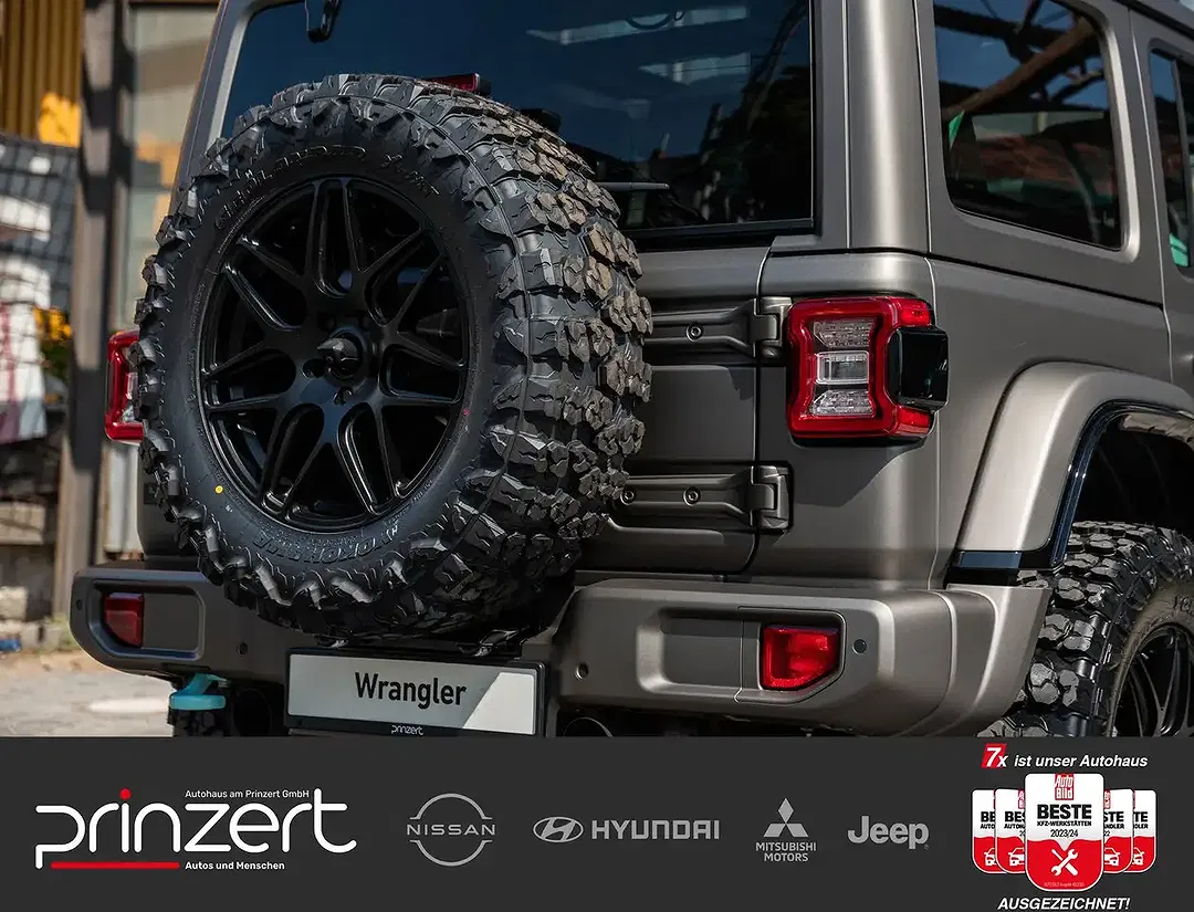 Jeep Wrangler - Thumbnail 11