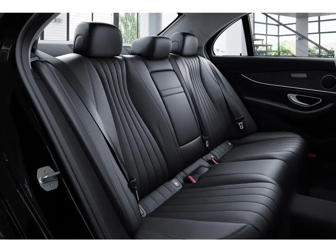 Mercedes-Benz E 450 - Thumbnail 9