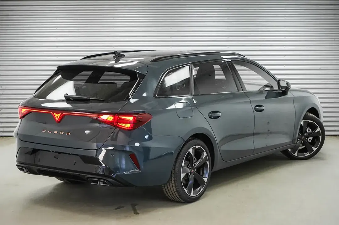 CUPRA Leon - Thumbnail 1