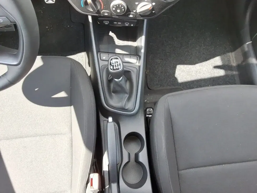 Hyundai BAYON - Thumbnail 14