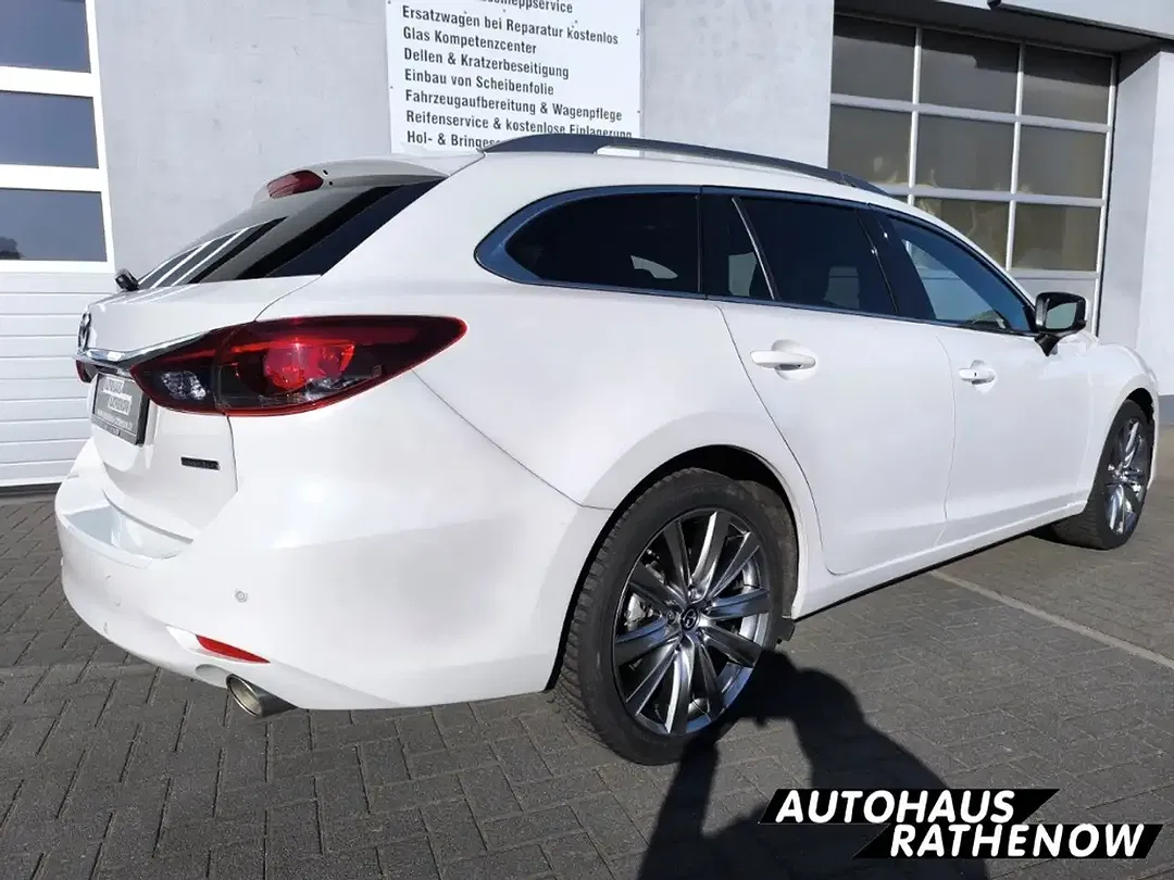 Mazda 6 - Thumbnail 5