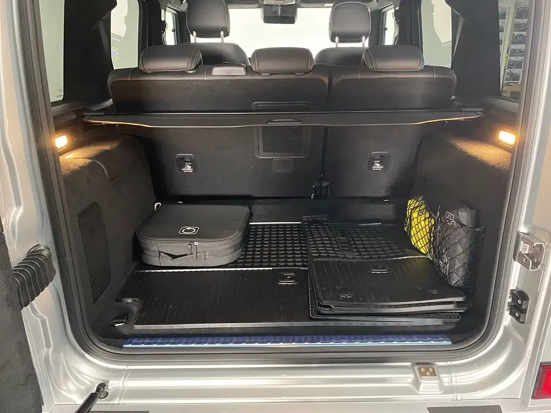 Mercedes-Benz G 580 - Thumbnail 12