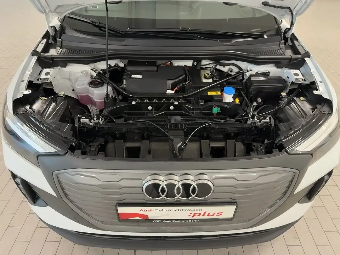 Audi Q4 e-tron - Thumbnail 18