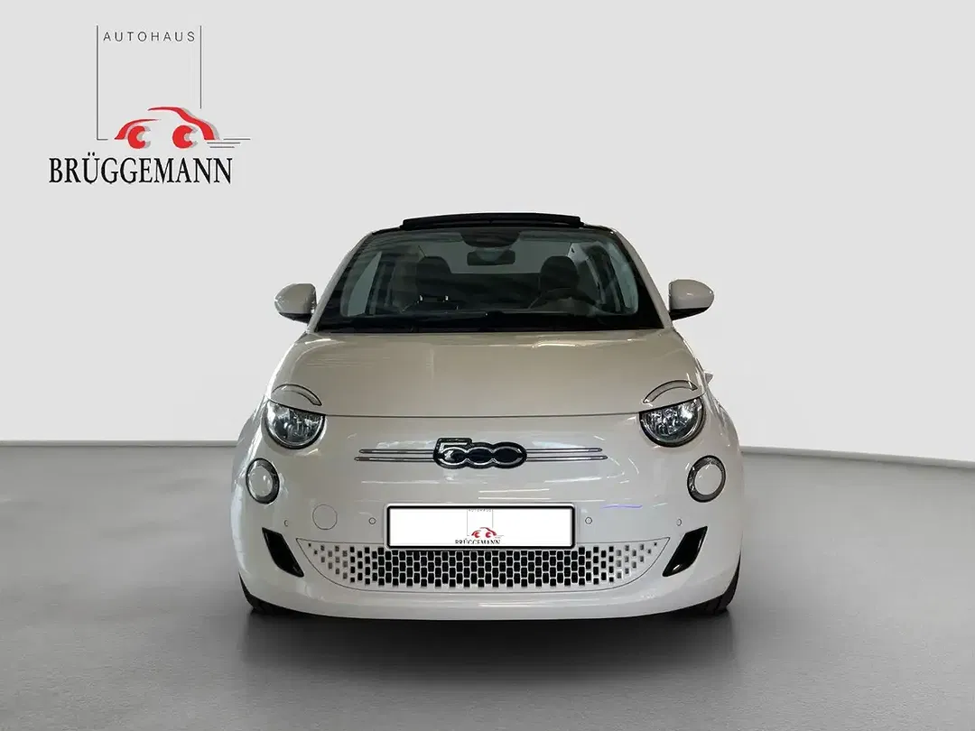 Fiat 500e - Thumbnail 2
