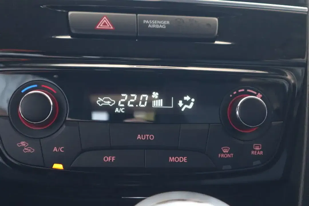 Suzuki Vitara - Thumbnail 19