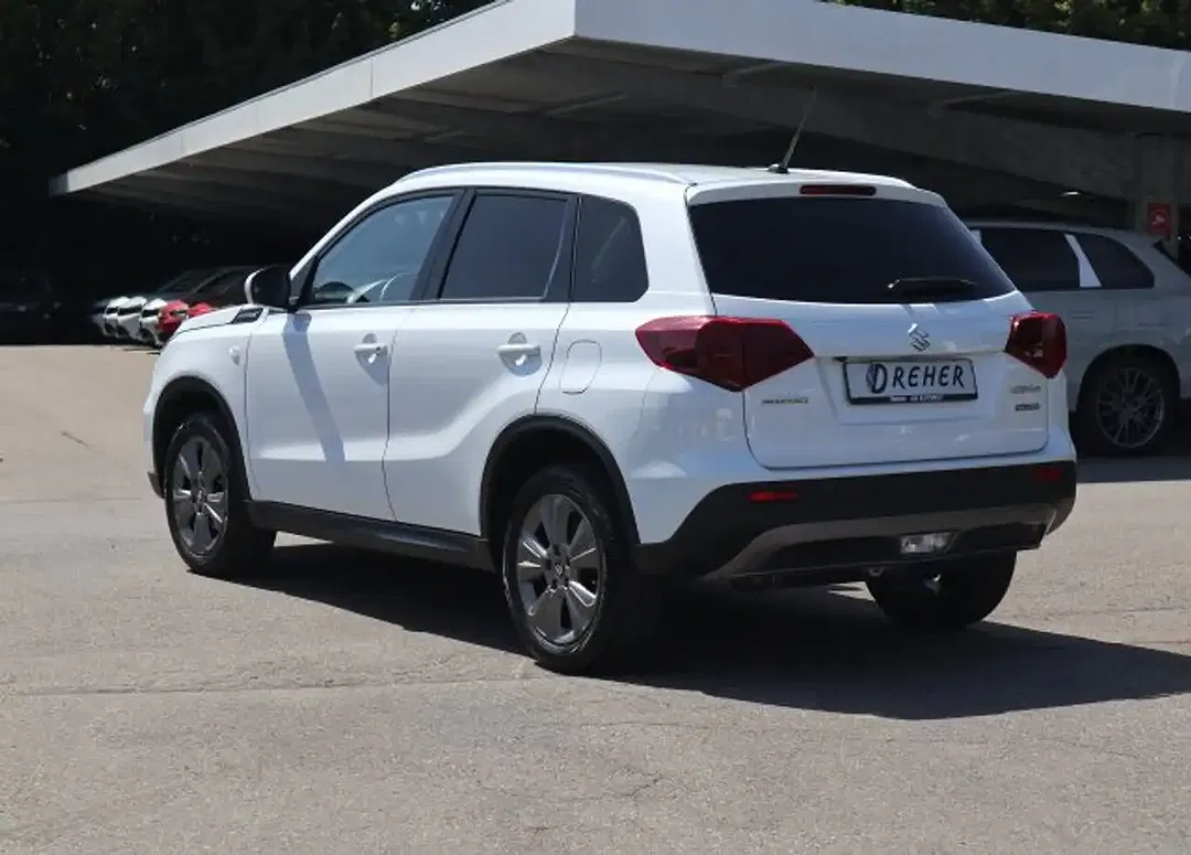 Suzuki Vitara - Thumbnail 4