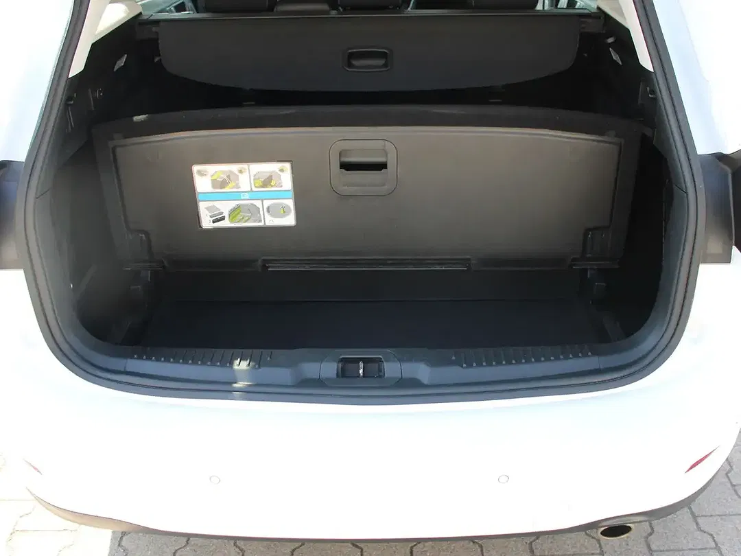 Ford Focus - Thumbnail 7