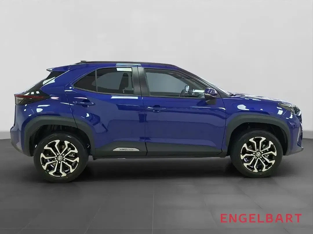 Toyota Yaris Cross - Thumbnail 5