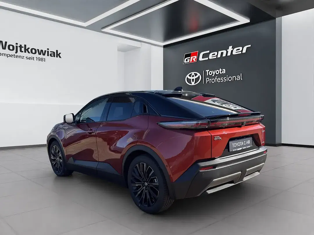Toyota C-HR - Thumbnail 9