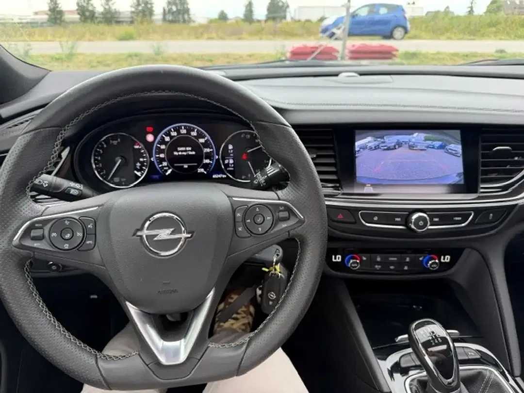 Opel Insignia - Thumbnail 12