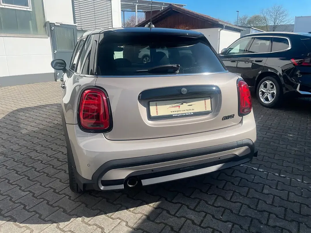 MINI Cooper - Thumbnail 6
