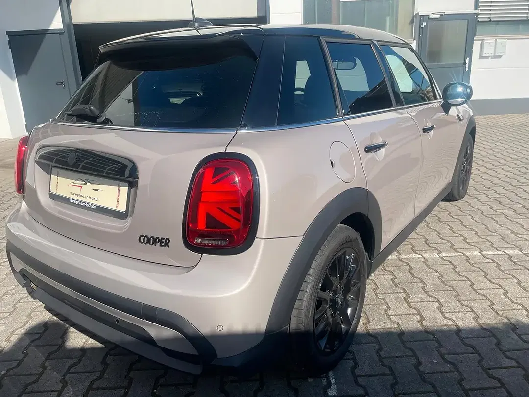 MINI Cooper - Thumbnail 7