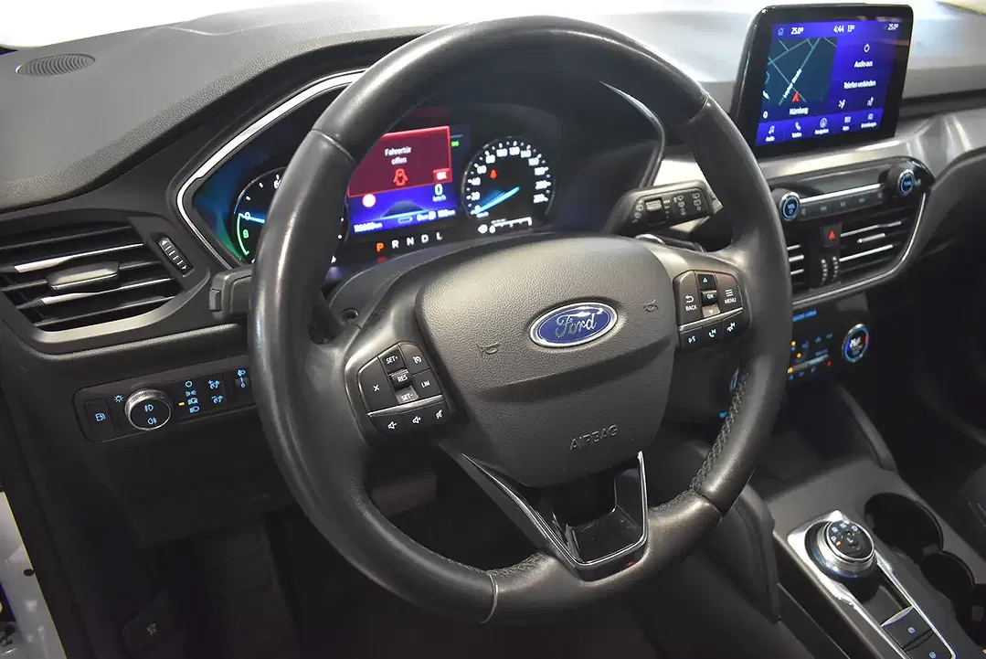 Ford Kuga - Thumbnail 6