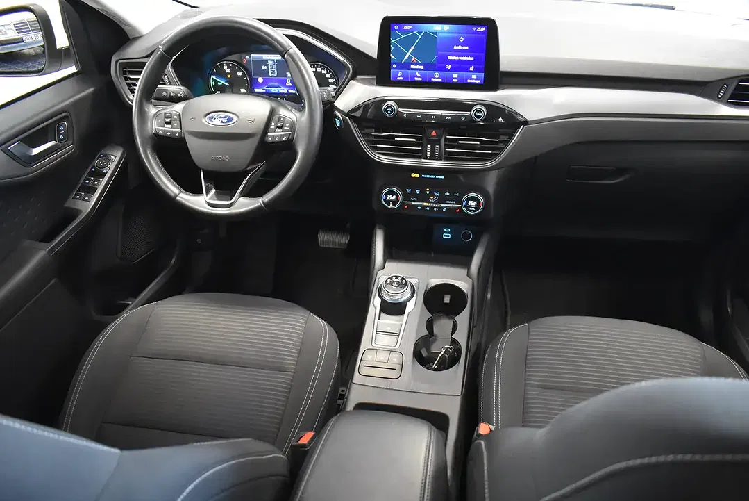 Ford Kuga - Thumbnail 3