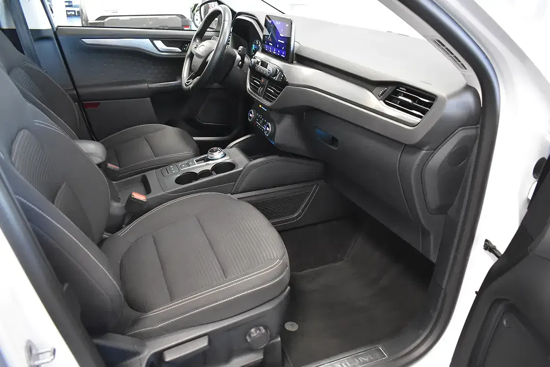 Ford Kuga - Thumbnail 4