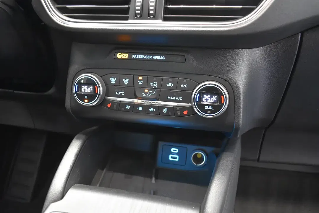 Ford Kuga - Thumbnail 5