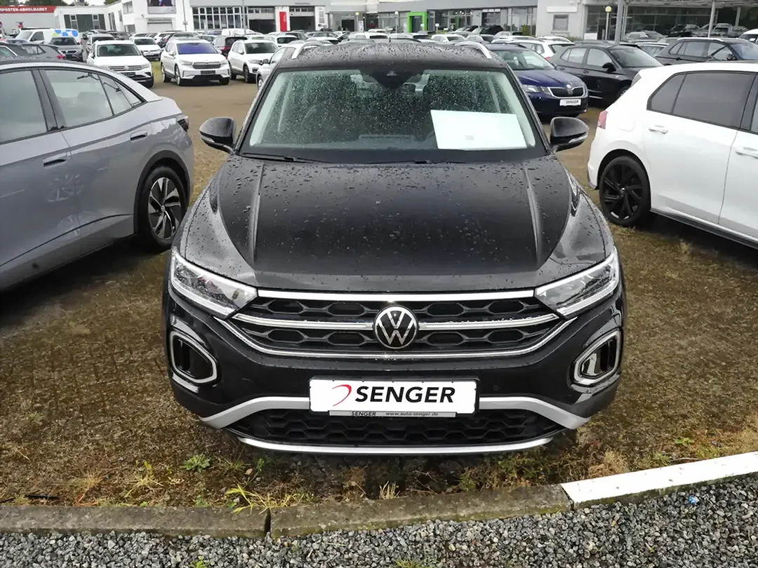 Volkswagen T-Roc - Thumbnail 2