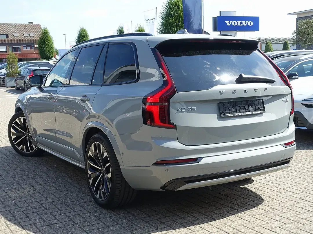 Volvo XC90 - Thumbnail 5