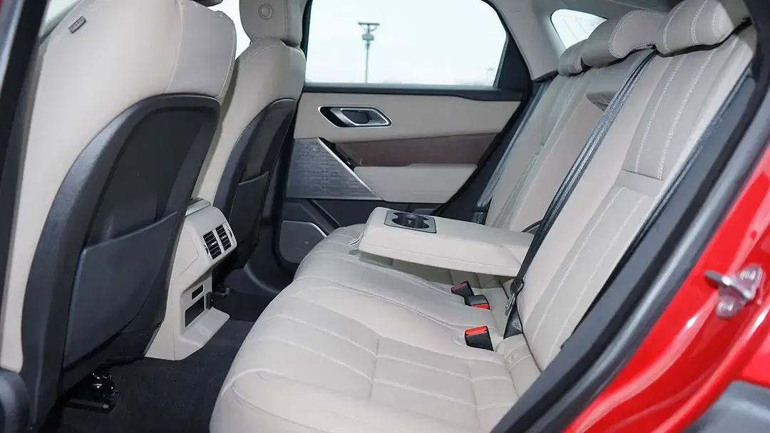 Land Rover Range Rover Velar - Thumbnail 8
