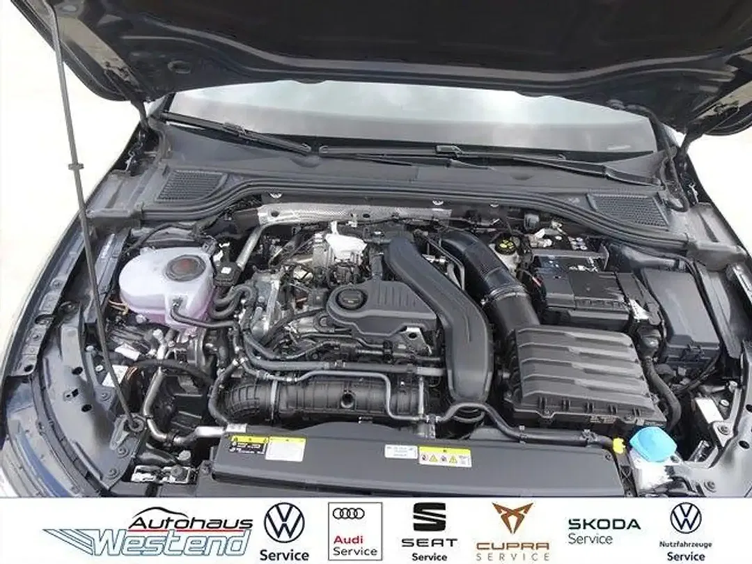Volkswagen Golf 1.5 eTSI DSG R-Line - foto 2