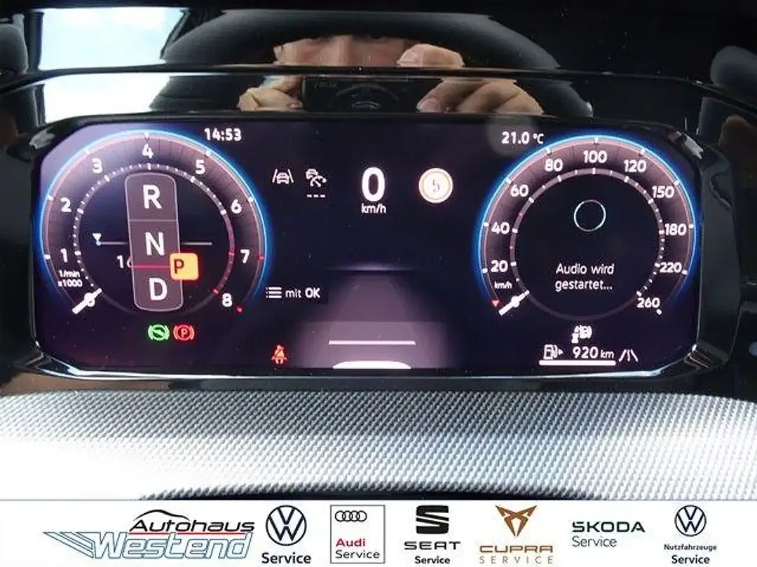 Volkswagen Golf - Thumbnail 5