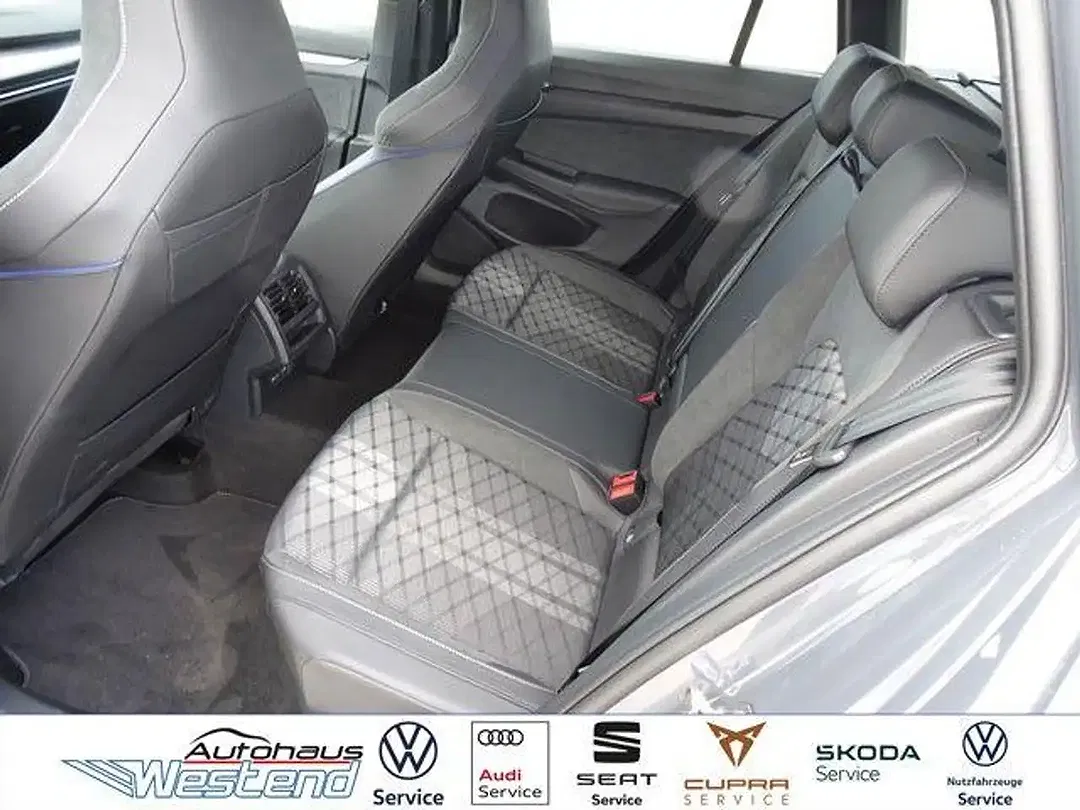 Volkswagen Golf - Thumbnail 9