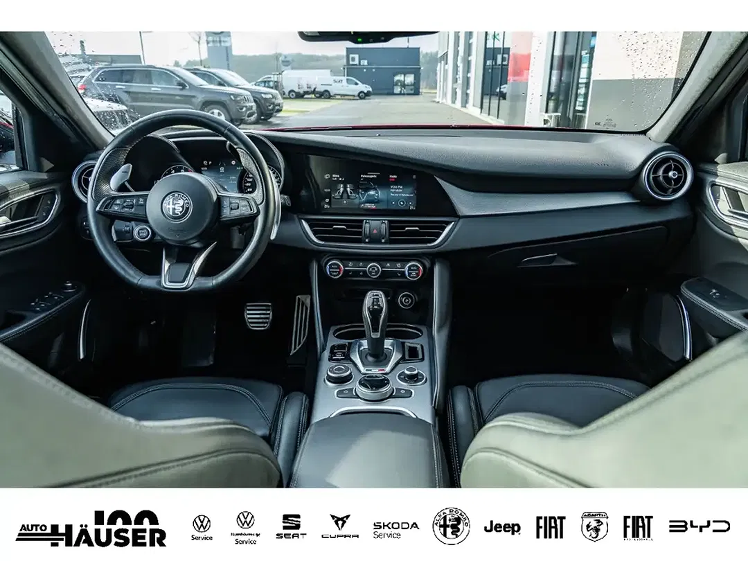 Alfa Romeo Giulia - Thumbnail 12