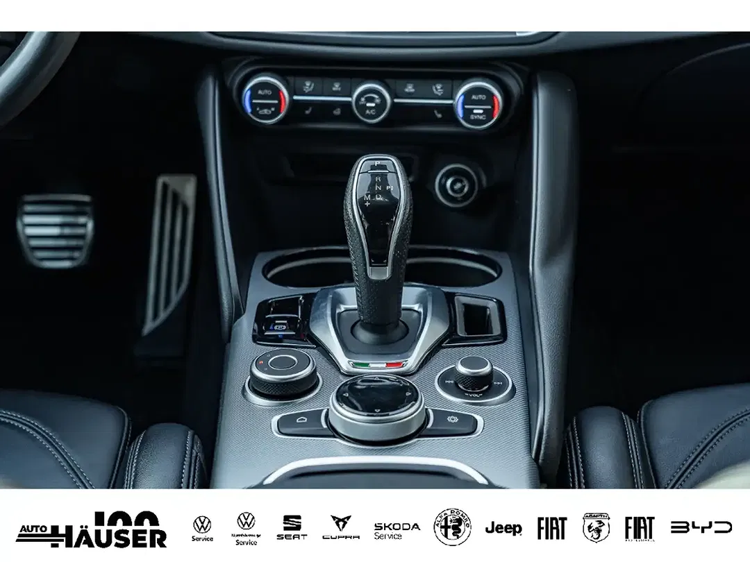 Alfa Romeo Giulia - Thumbnail 15