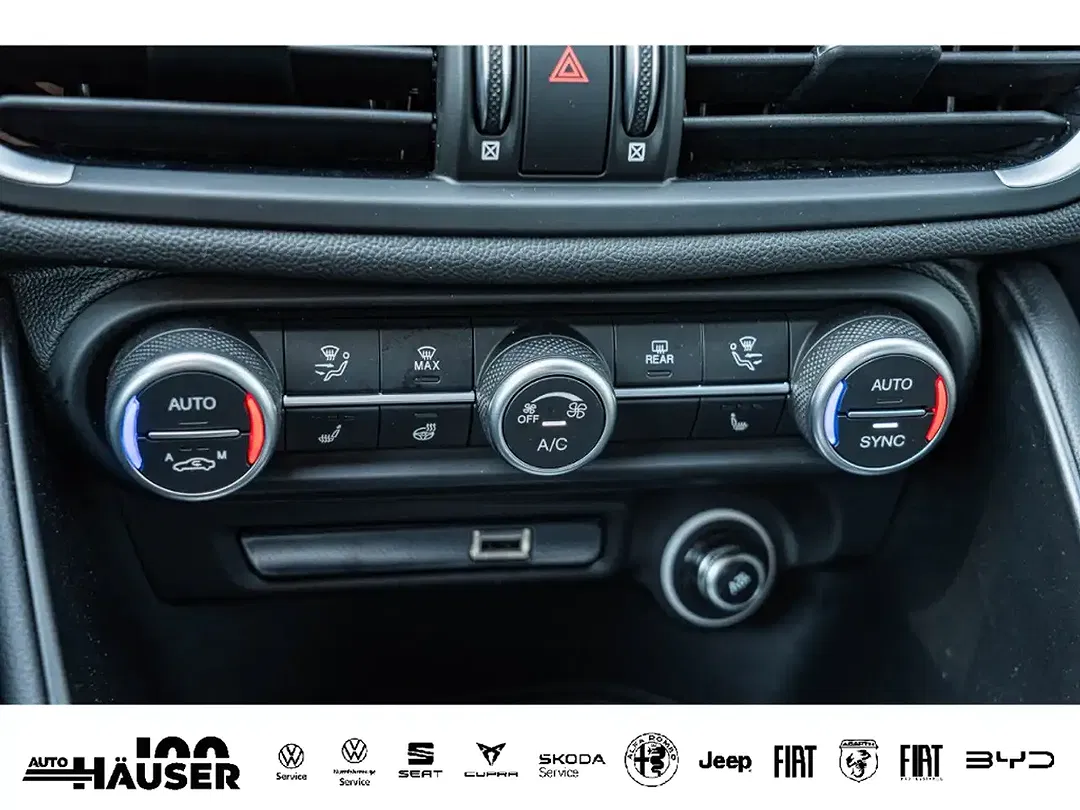 Alfa Romeo Giulia - Thumbnail 21