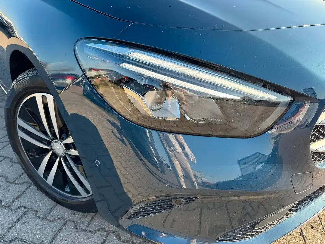 Mercedes-Benz B 250 - Thumbnail 11