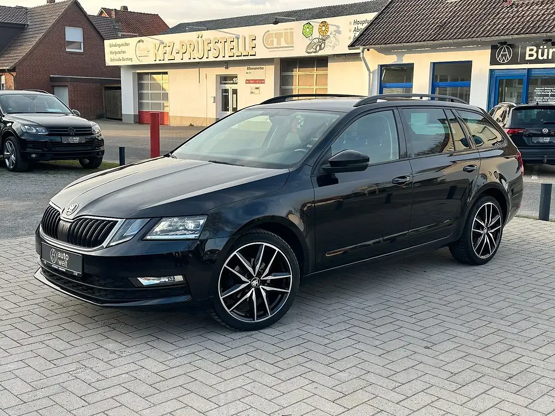 Skoda Octavia 2.0 TDI Combi - foto 1