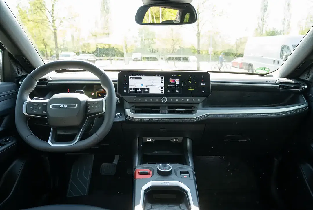 Jeep Compass - Thumbnail 6
