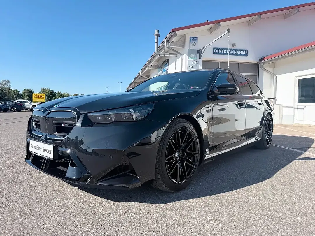 BMW M5 Touring - foto 1
