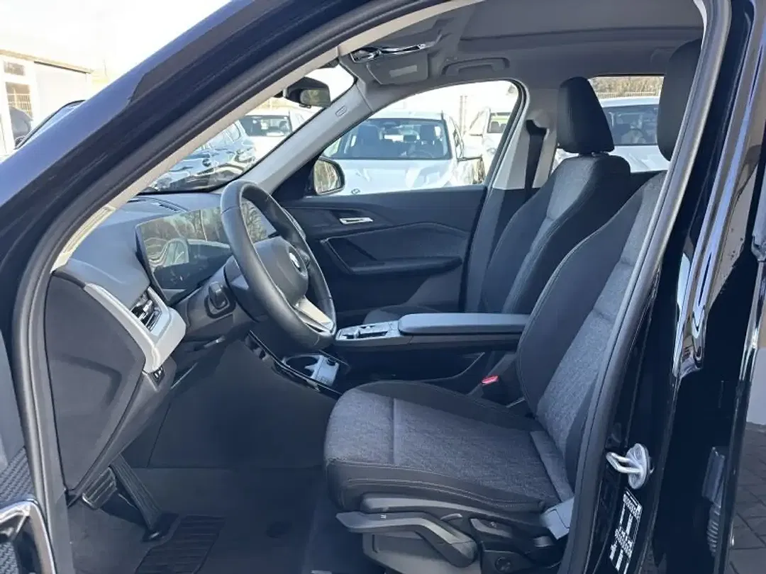 BMW X1 - Thumbnail 6