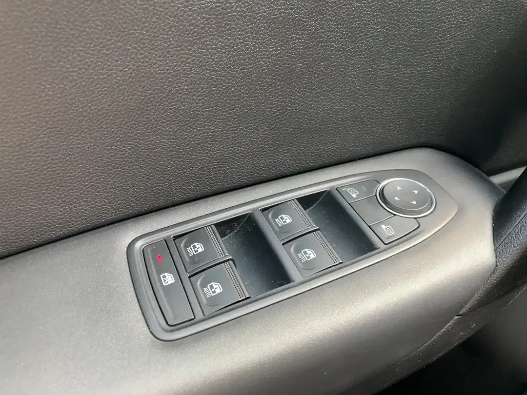 Renault Captur - Thumbnail 14