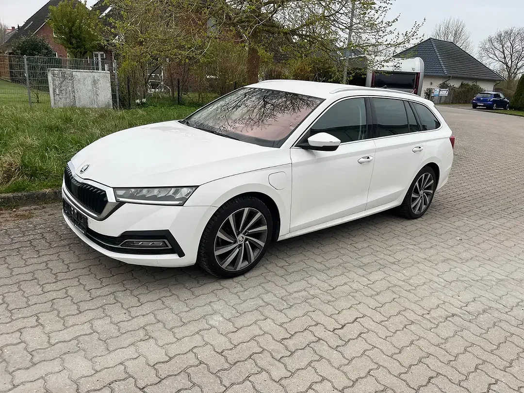 Skoda Octavia - Afbeelding 1