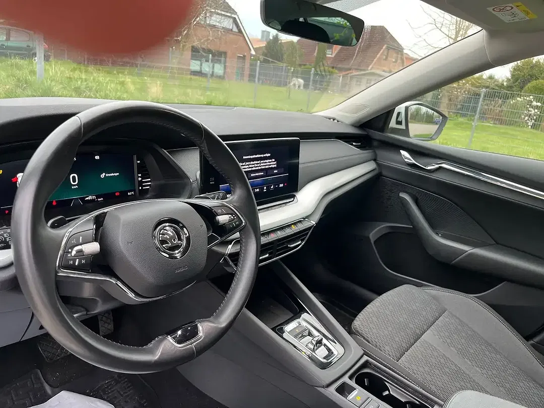 Skoda Octavia - Thumbnail 8