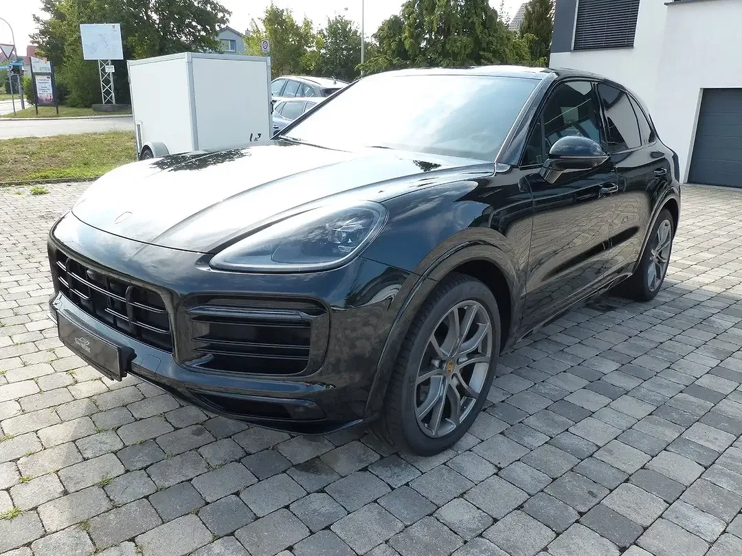 Porsche Cayenne - Thumbnail 4