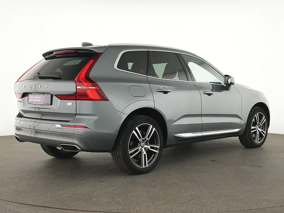 Volvo XC60 - Thumbnail 4