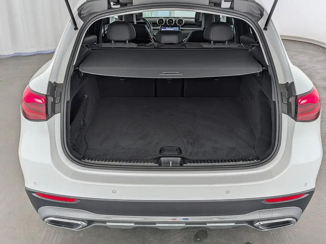 Mercedes-Benz GLC 200 - Thumbnail 10