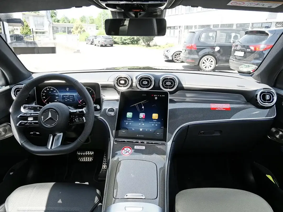 Mercedes-Benz GLC 220 - Thumbnail 11
