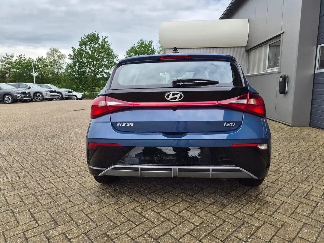 Hyundai i20 - Thumbnail 3