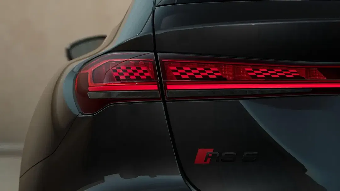 Audi RS5 - Thumbnail 11