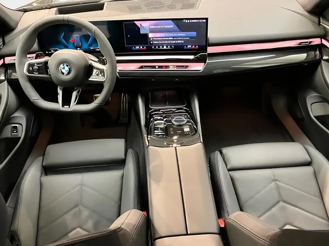 BMW 520 - Thumbnail 11
