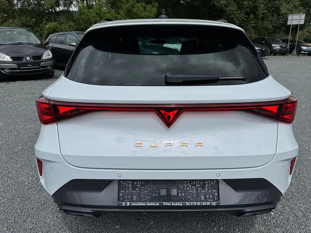 CUPRA Leon - Thumbnail 5