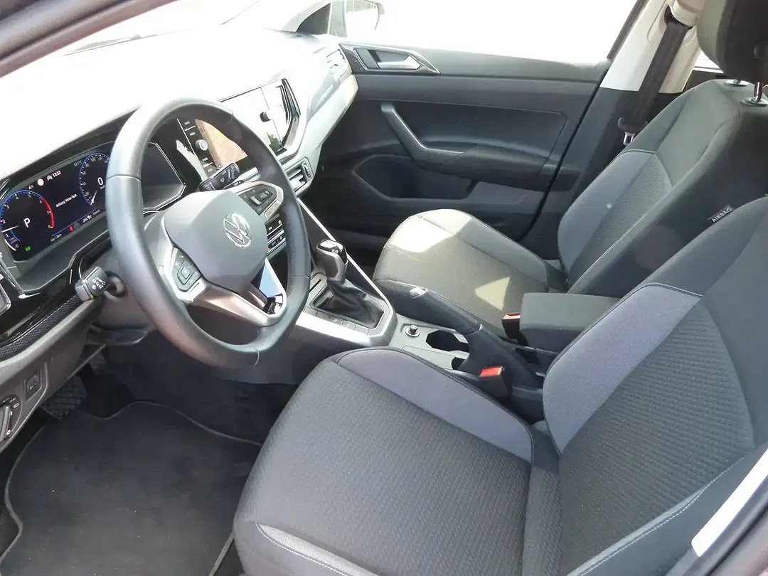 Volkswagen Polo - Thumbnail 7