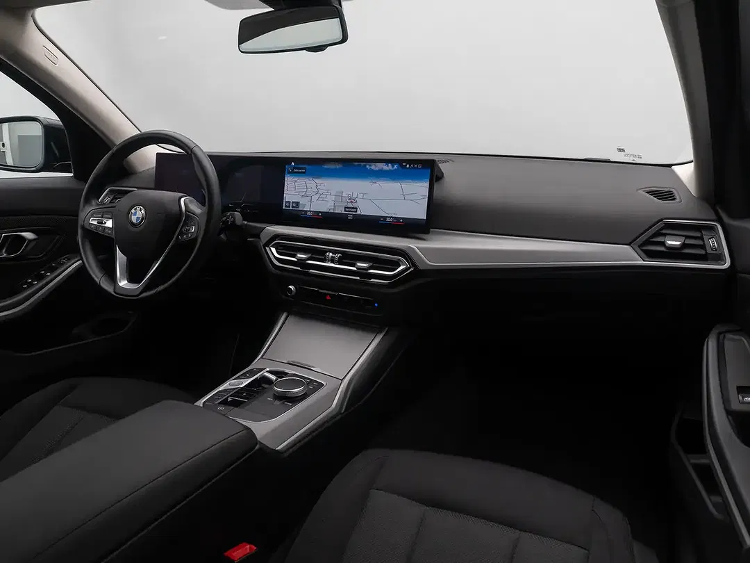 BMW 318 - Thumbnail 41