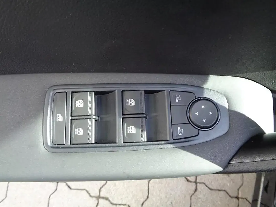 Mitsubishi ASX - Thumbnail 10